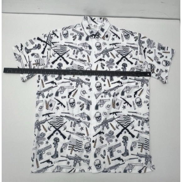 Funny Guy Mugs Gun Skull Print Shirt XXL White Graphic Button Up Men's Top - Picture 8 of 12